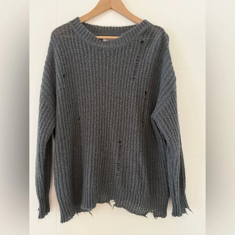 Urban Outfitters Oversized Alston Distressed Knit Pullover Sweater, size small. - Picture 4 of 11